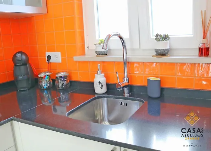 Casa Do Azulejo - Orange Пениши